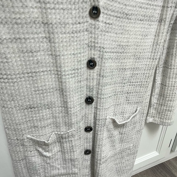 NINE BRITTON Blair Button Waffle Duster Cardigan- Size Small - Picture 7 of 9
